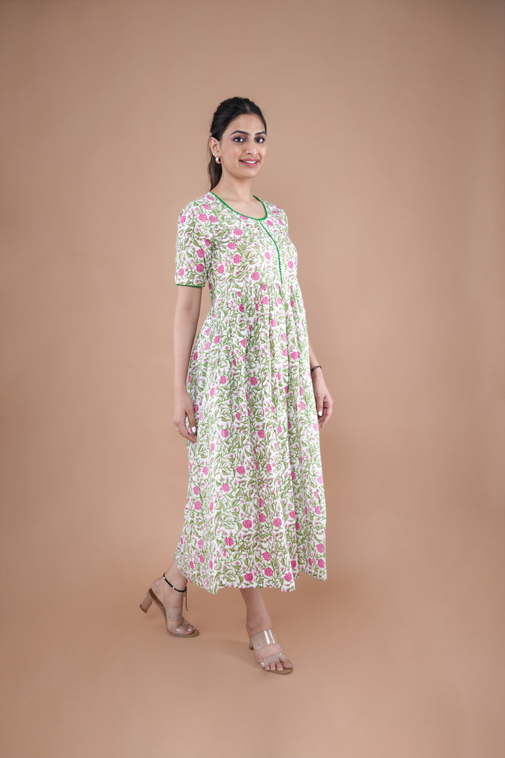 White Gulaabi Flared Cotton Kurti