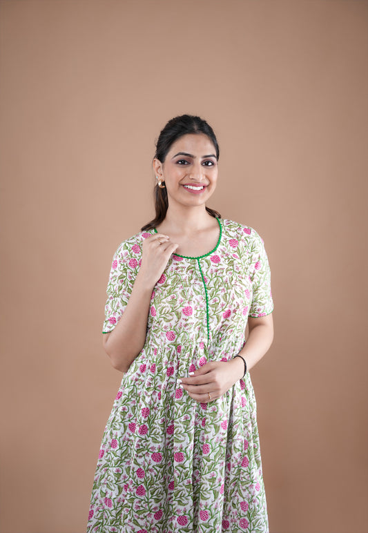 White Gulaabi Flared Cotton Kurti